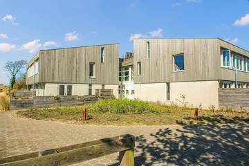 Ferienwohnung für 2 Personen, mit Terrasse und Sauna sowie Pool in Schiermonnikoog