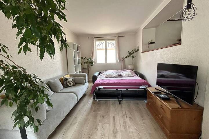 Location de vacances pour 8 personnes, avec terrasse et jardin, animaux acceptés à Lèves - 3