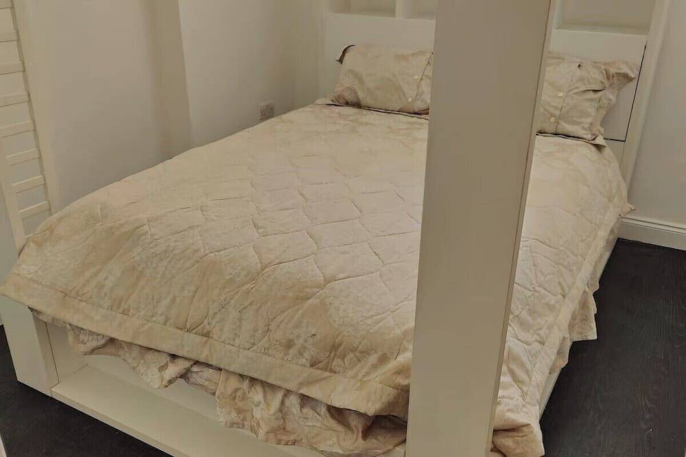 Apartamento entero, 4 Guests - Bbq - Parking - Garden in Bolton (desambiguación), Gran Mánchester