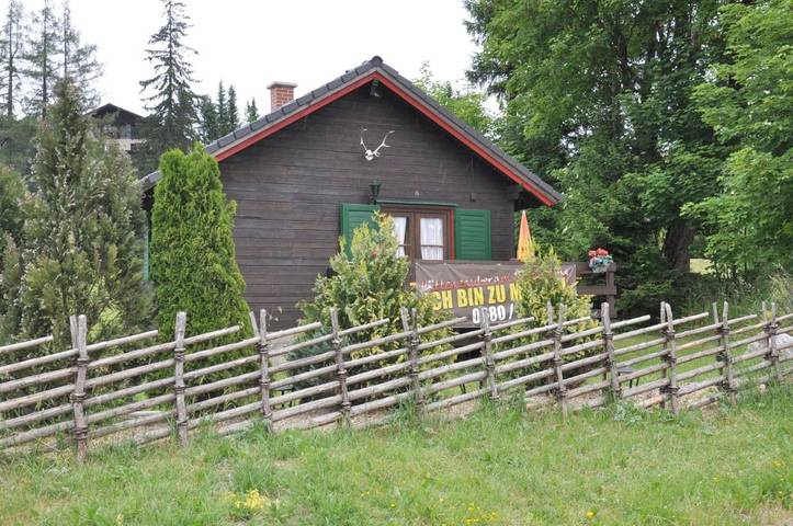 Ferienwohnung für 6 Personen, mit Terrasse und Garten sowie Ausblick