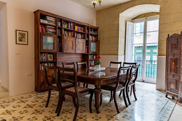 Ganze Wohnung, Ferienwohnung für 4 Personen mit Garten in Valletta, Insel Malta