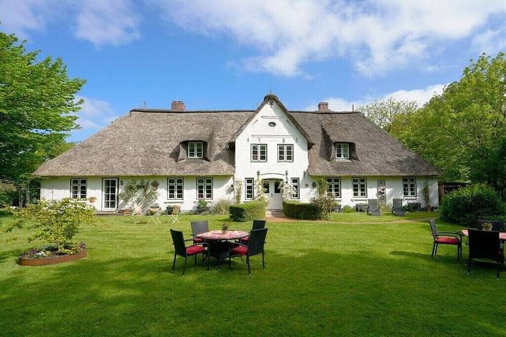Ferienhaus für 2 Personen, mit Terrasse und Sauna in Uelvesbüll