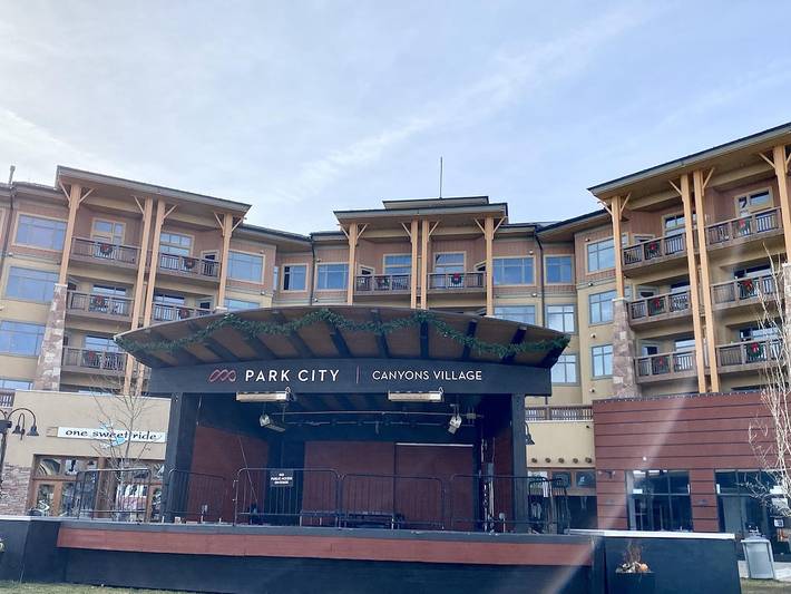 Ferienwohnung für 4 Personen, mit Pool und Whirlpool sowie Garten - 1