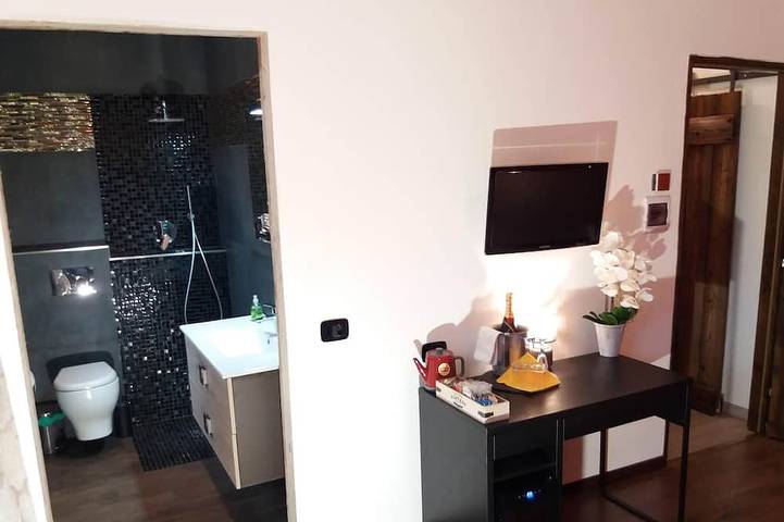 Location de vacances pour 3 personnes, avec jardin à Dubino - 3