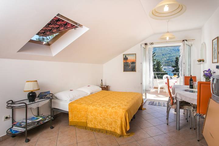 Ganze Wohnung, Die schönste Position in Zaton Veliki in Gof, Grad Dubrovnik