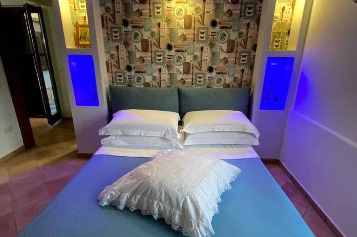 Casa vacanza per 5 persone, con terrazza e piscina in Sant'Agata sui Due Golfi