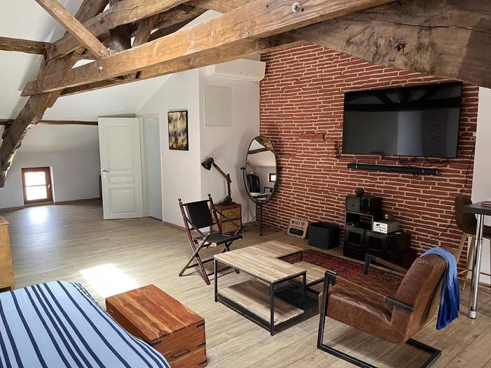 Chambre d’hôte pour 2 personnes, avec Terrasse et Jardin ainsi que Piscine et Vue