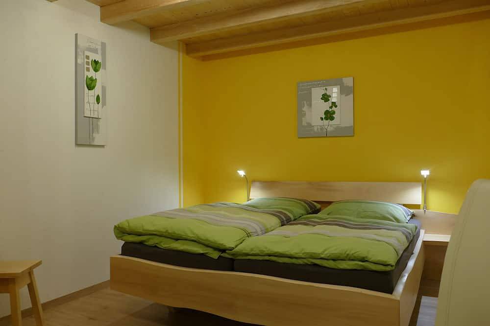 Ganze Wohnung, Ferienwohnung Lichtblick   ,  in der Nähe des Europaparks Rust in Friesenheim, Mittlerer Schwarzwald