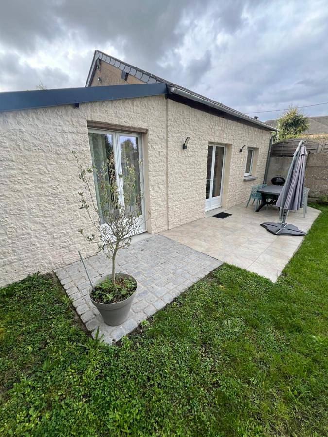 Location de vacances pour 6 personnes, avec jardin à Neuville-aux-Bois (Loiret) - 2