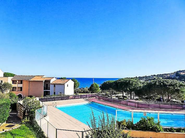 Location de vacances pour 6 personnes, avec jardin et piscine dans Plage de la Gaillarde - 4