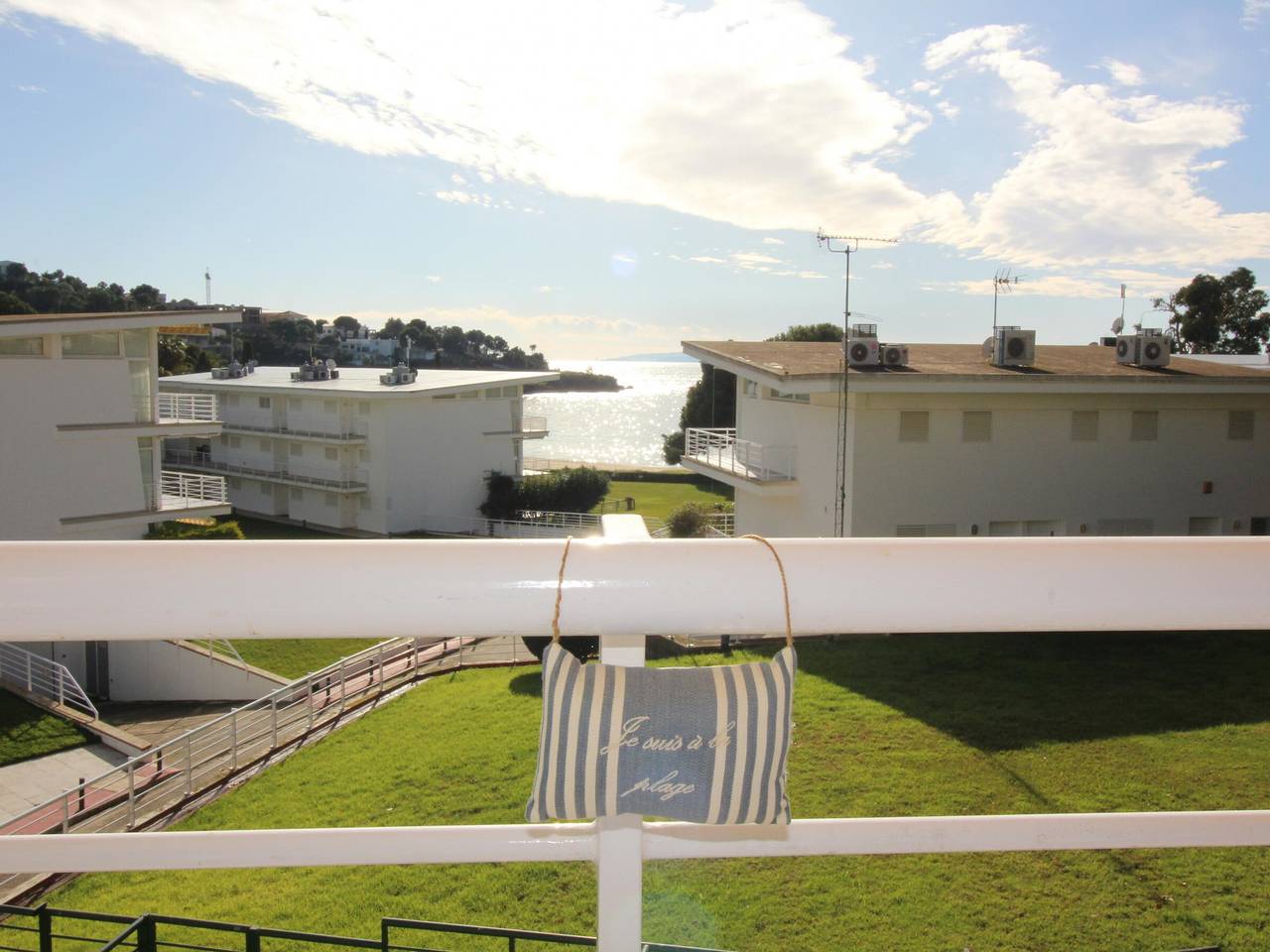 Apartamento entero, Lujo Frente al Mar con Terraza Privada in l'Almadrava, Roses