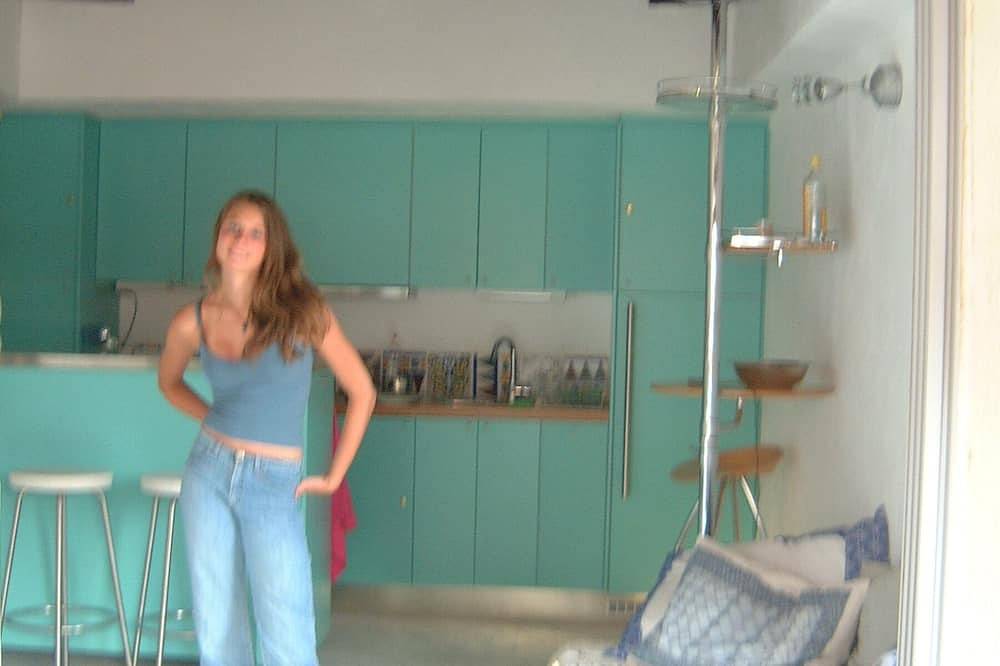 Julia, ein modernes und sehr geschmackvolles Ferienhaus mit viel Komfort. Alte stadt in Skopelos Stadt, Sporaden