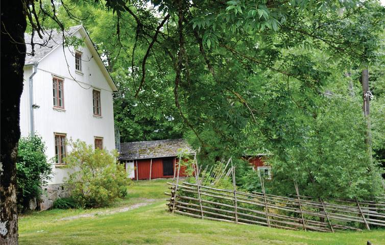 Ferienhaus für 12 Personen mit Garten in Mellerud, Vänern