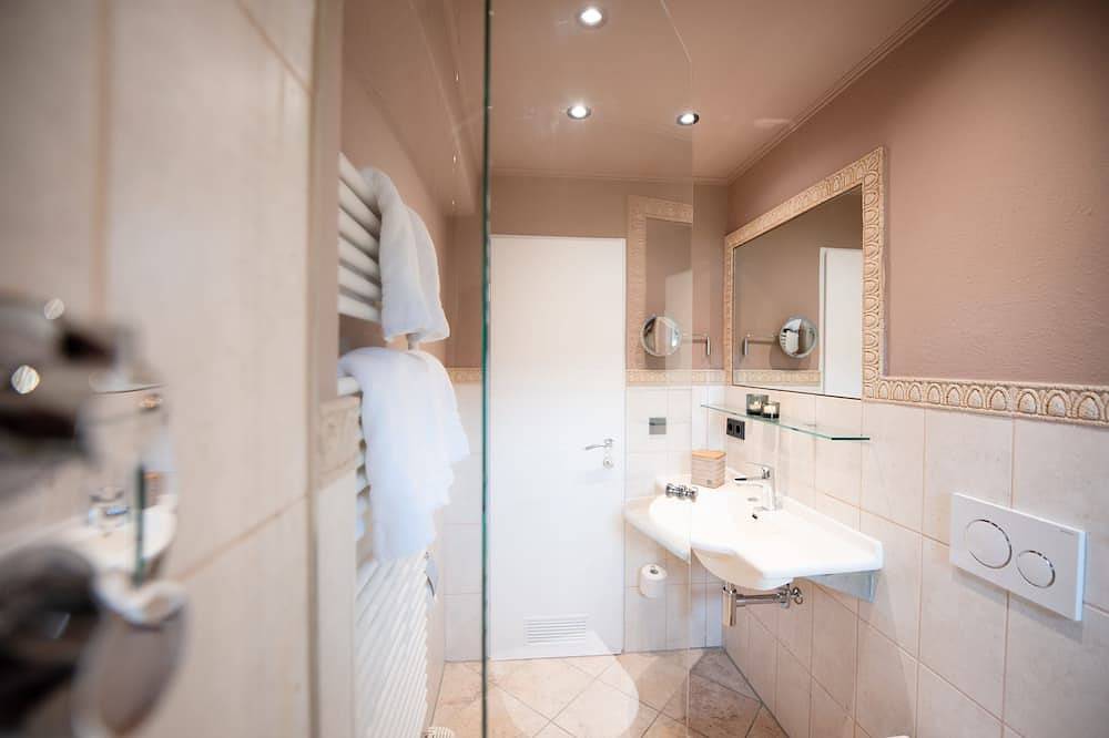 Single Standard - Landhaus Christl am See in Bad Wiessee, Bavarian Alps