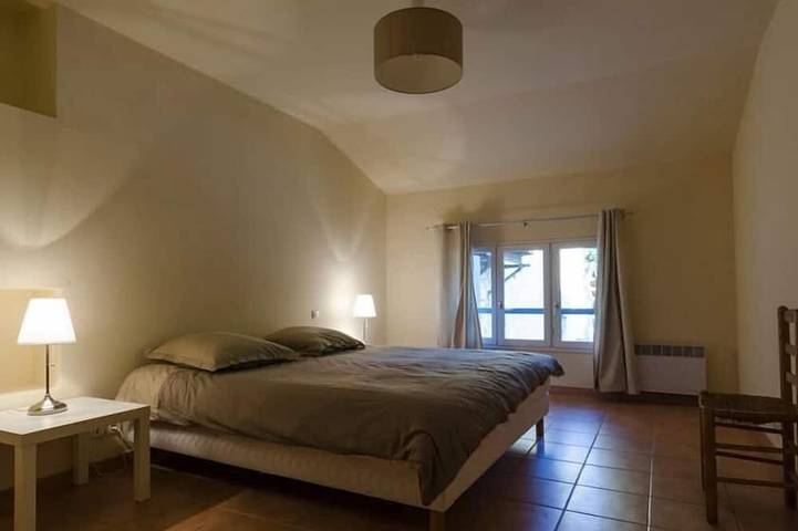 Gîte pour 9 personnes, avec terrasse à Salles-d'Aude - 4