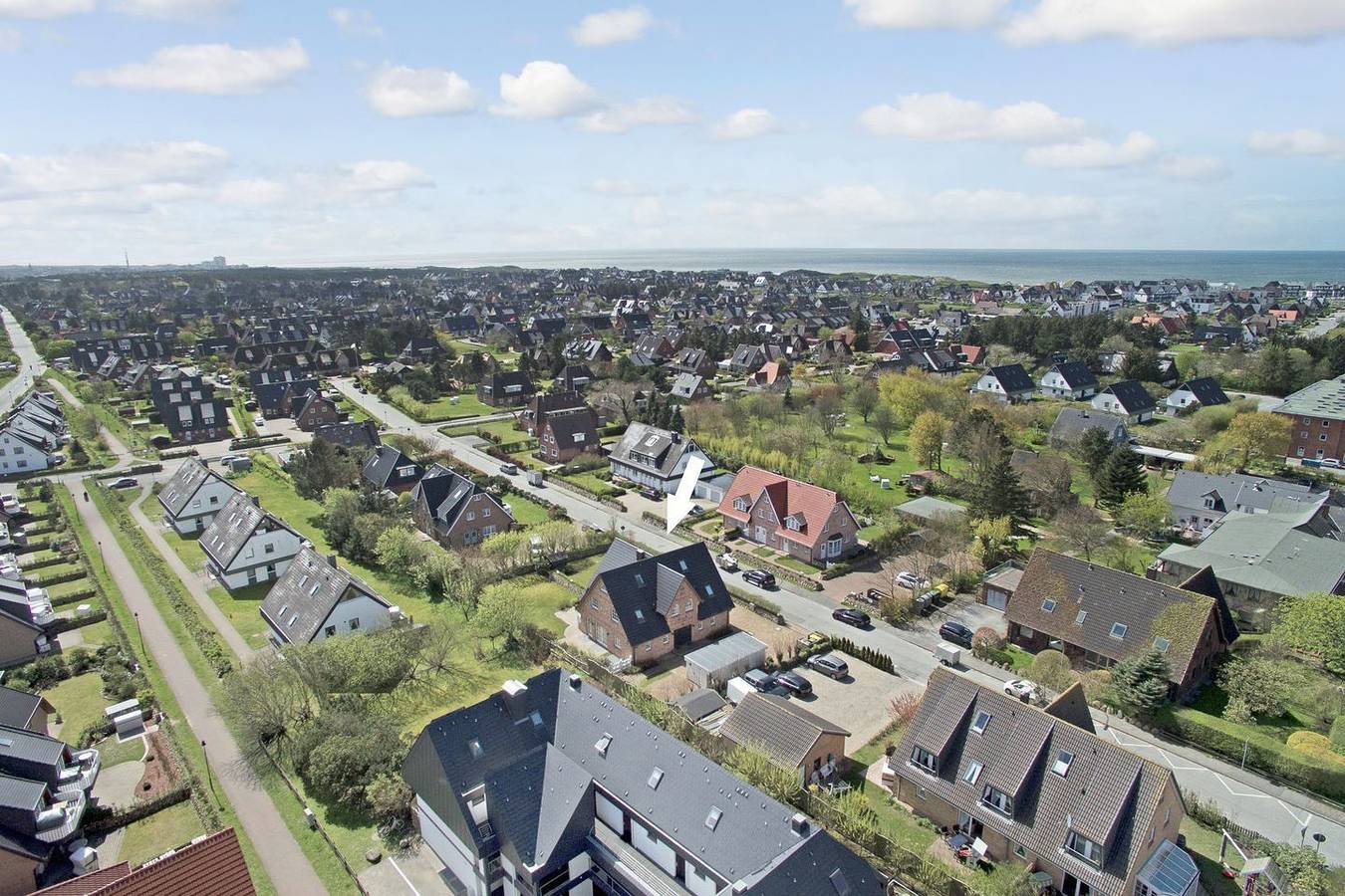 Ganze Wohnung, Modern, groß, hell – drei Worte, die dieses Domizil perfekt beschreiben. in Wenningstedt, Sylt