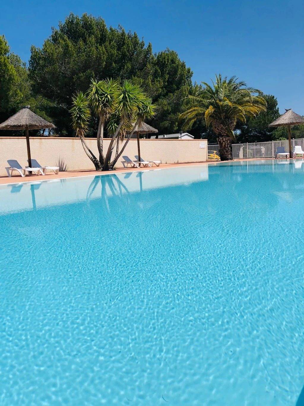 Camping 3 étoiles - Piscine - eehdbc in Sigean, Narbonne region