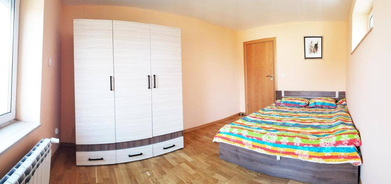 Ganze Wohnung, Three-Bedroom Apartment in Bad Abbach, Ostbayern
