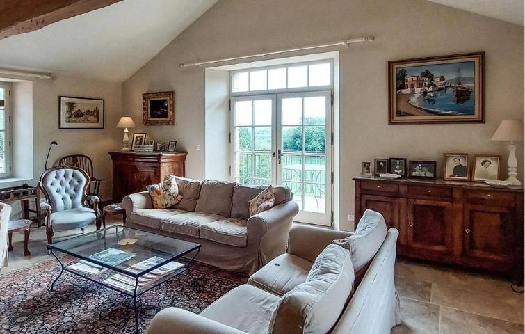 Location de vacances pour 8 personnes, avec jardin ainsi que piscine et balcon à Montgesty - 4