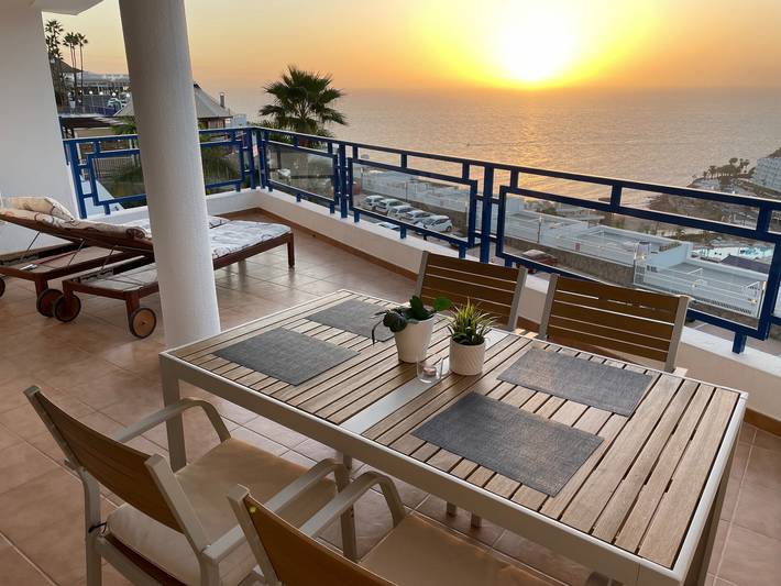 Ferienwohnung für 4 Personen, mit Meerblick und Balkon sowie Terrasse und Garten in Taurito