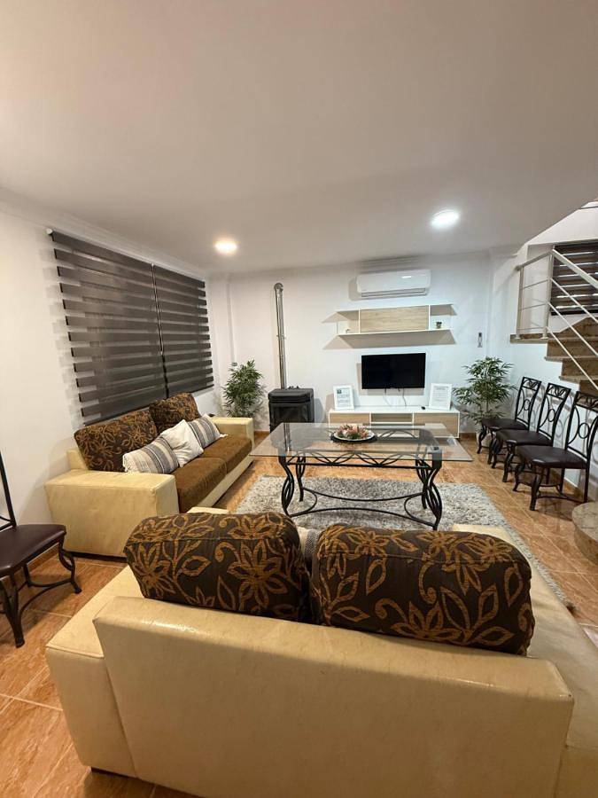 Casa rural para 8 personas, con terraza y vistas en Sierra Mágina