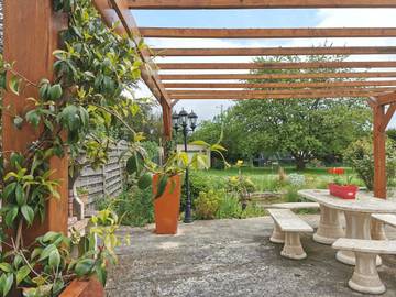 Gîte pour 2 personnes, avec jardin à Le Mesnil-Simon