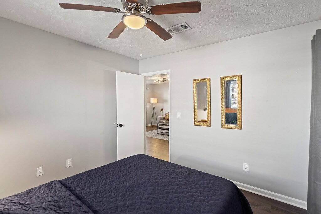 Ganze Wohnung, Magnolia Linen Co #8 - Discounted No Parking Included in Auburn (AL), Alabama