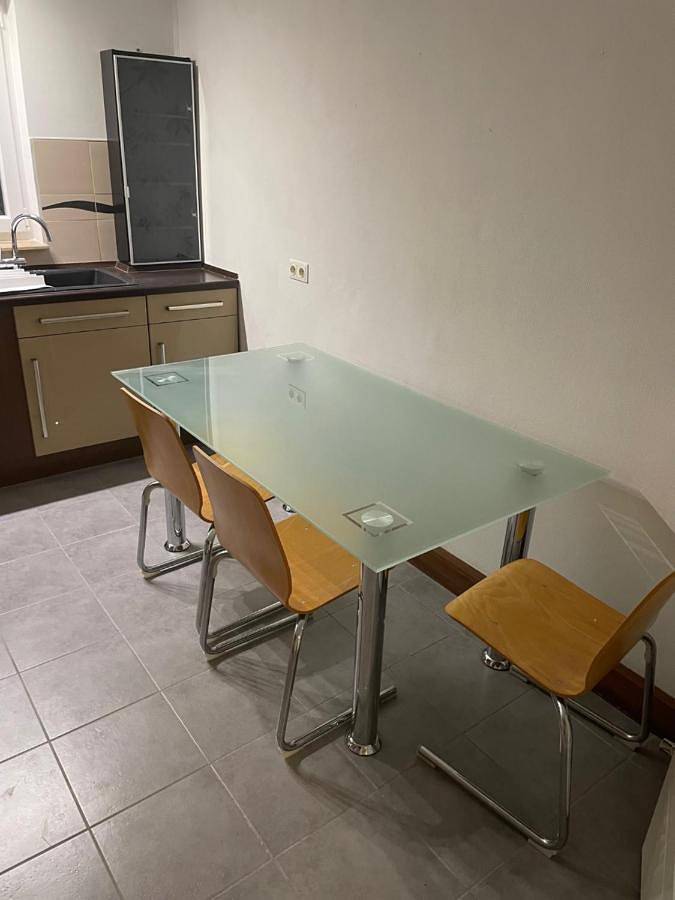 Helles Zimmer in Wohnung mit Balkon in Gelnhausen, Main-Kinzig-Kreis