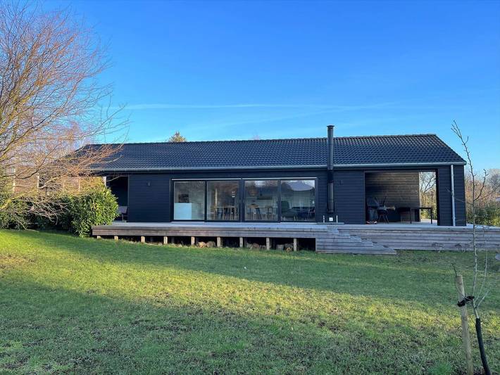 Ferienhaus für 6 Personen, mit Sauna und Whirlpool sowie Terrasse auf Møn