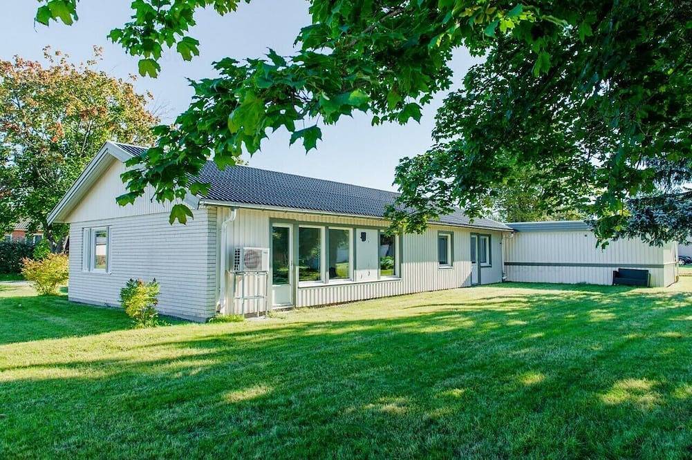 Spacious Villa in the high coast in Angermanland