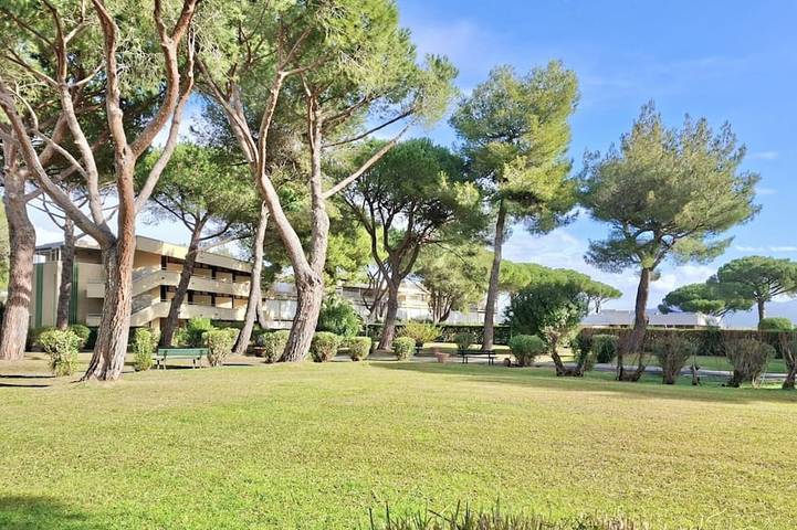Appartement de vacances pour 3 personnes, avec piscine et jardin - 1
