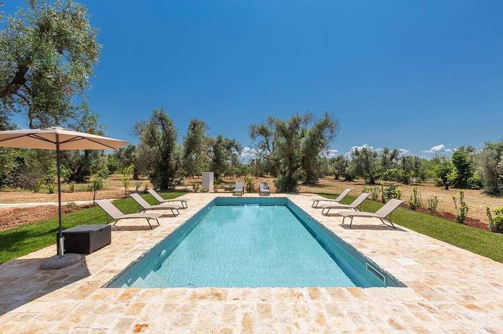 Gîte pour 8 personnes, avec piscine et jardin