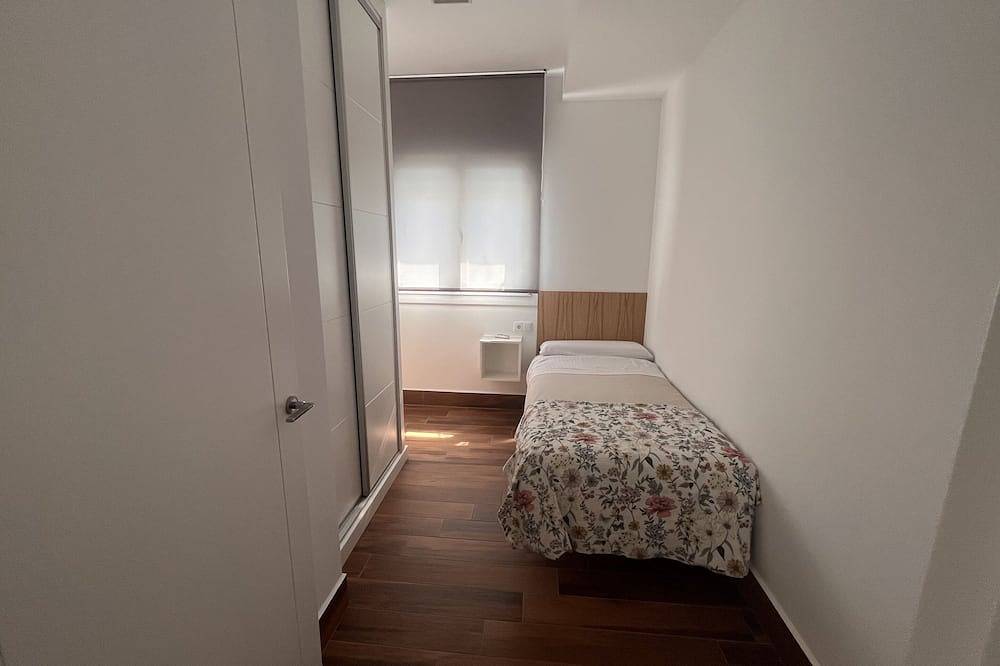 Entire apartment, El Balcón          . in Algodonales, White Villages