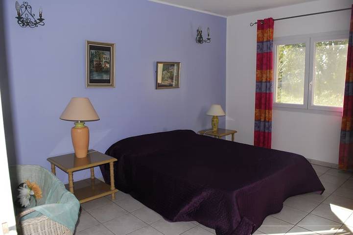 Charmante Ferienwohnung für 4 bis 7 Personen in Arles, Mittelmeerküste (Frankreich)