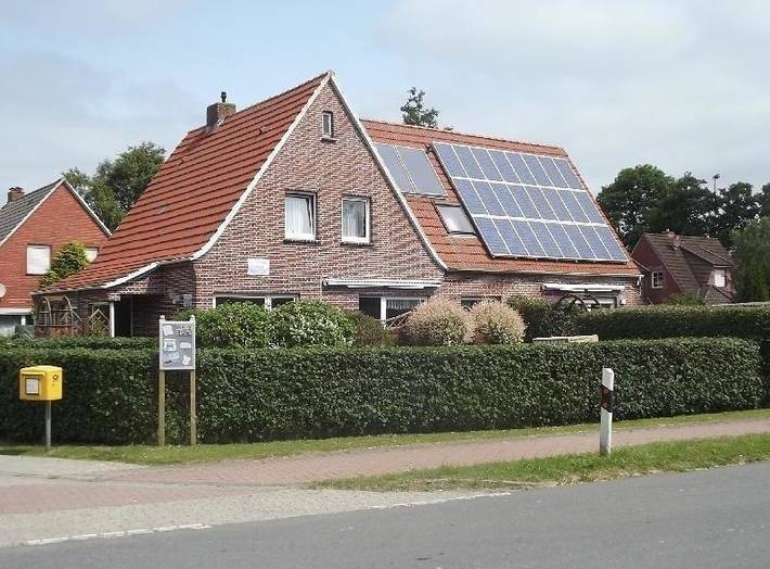 Ferienhaus für 8 Personen, mit Terrasse und Garten in Nesse