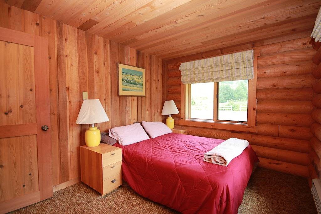 Cottage for 12 Guests in Coos County