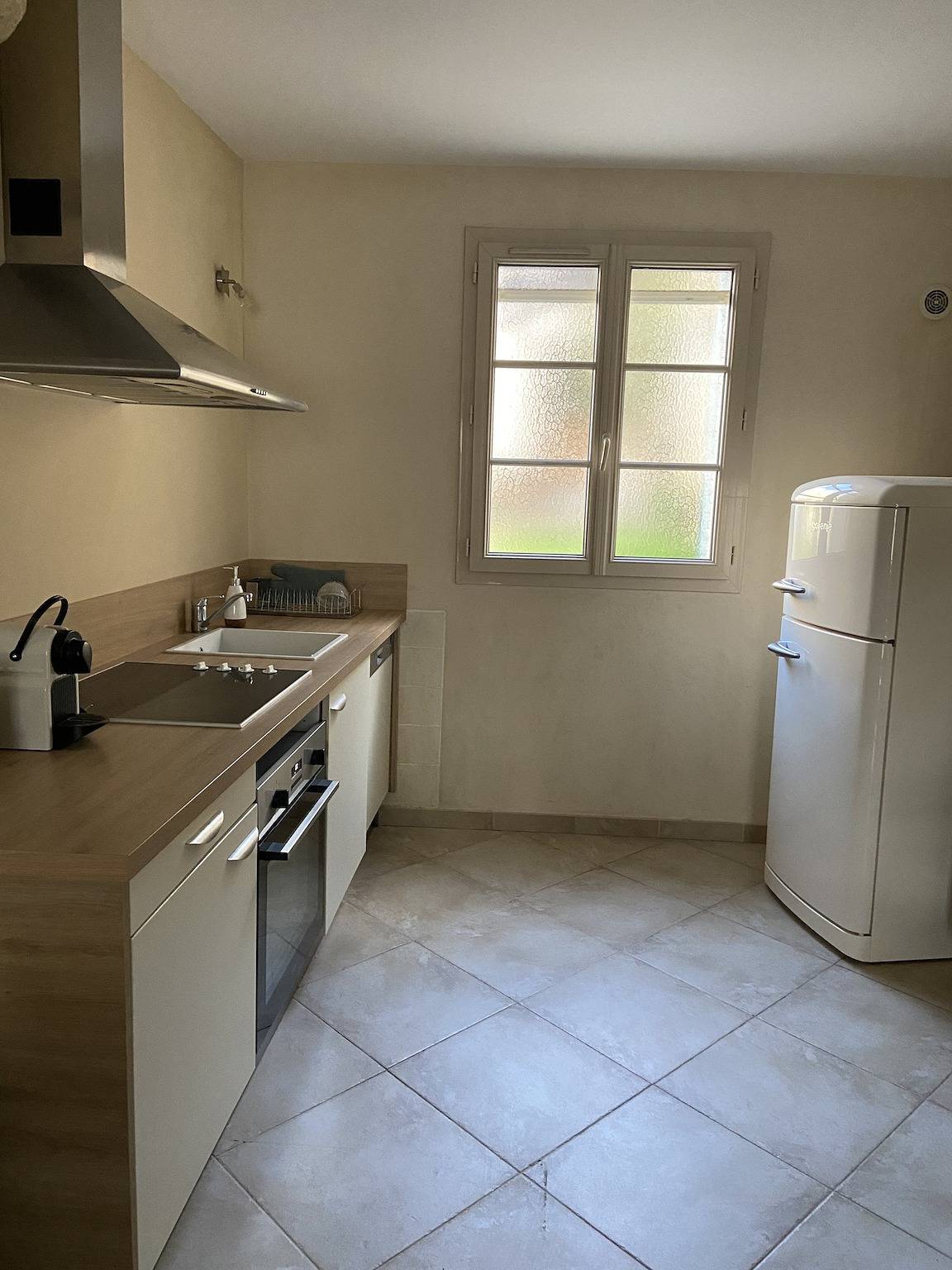 Apartamento entero, Apartamento moderno en Saint-Florent, 70 m², terraza in Saint-Florent, Region de Calvi