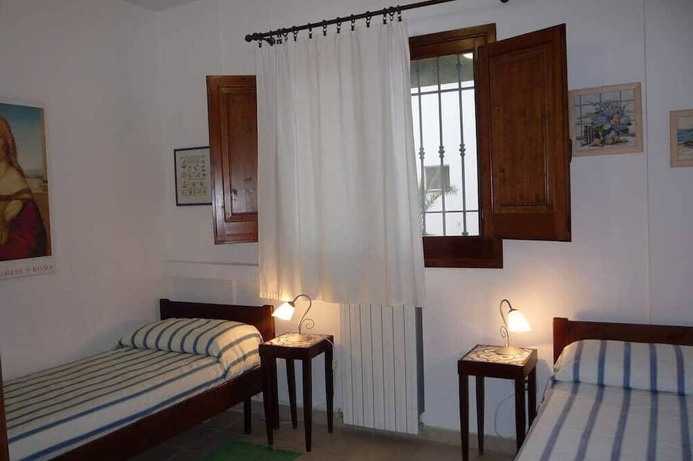 Puglia sea view Villa  Morocco very near Salento beaches: apartment Le Palme in Torre Pali, Salve