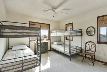 Vacation House for 12 Guests in South Bethany, Delaware, Picture 4