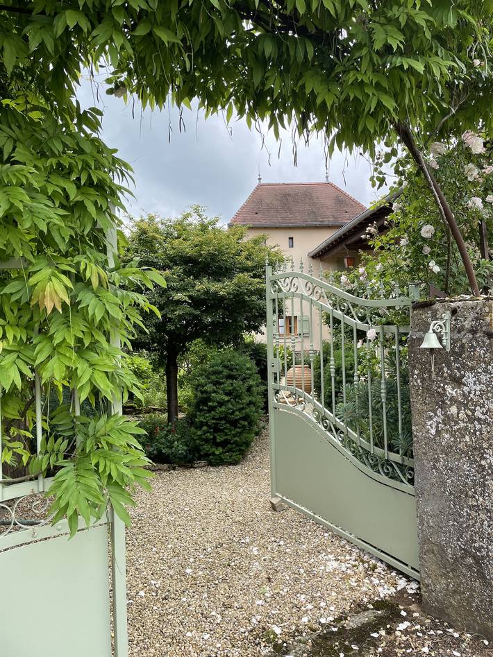 Gîte pour 4 personnes dans La Vineuse sur Fregande - 3