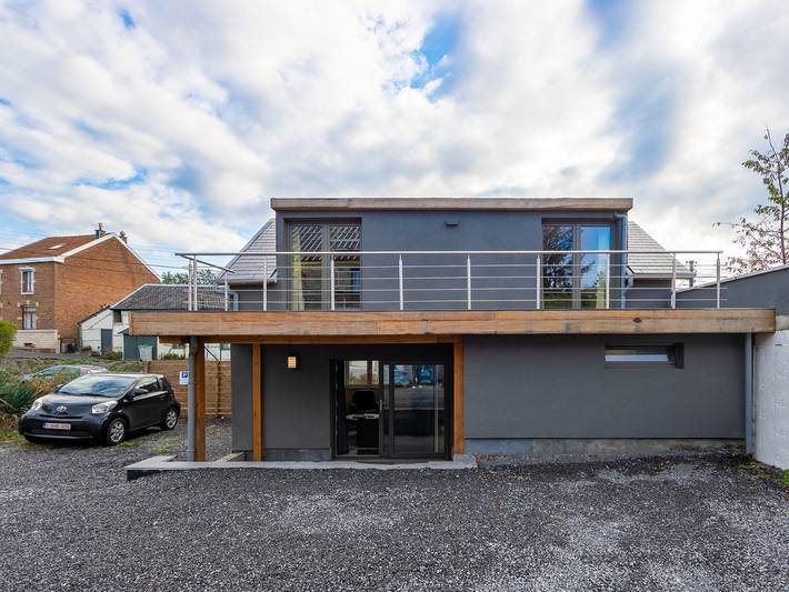 Ferienhaus für 4 Personen, mit Balkon/Terrasse und Balkon sowie Terrasse und Garten