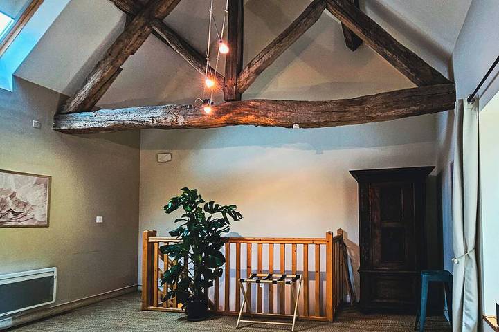 Gîte pour 6 personnes, avec jardin ainsi que terrasse et jacuzzi, animaux acceptés à Étivey - 3