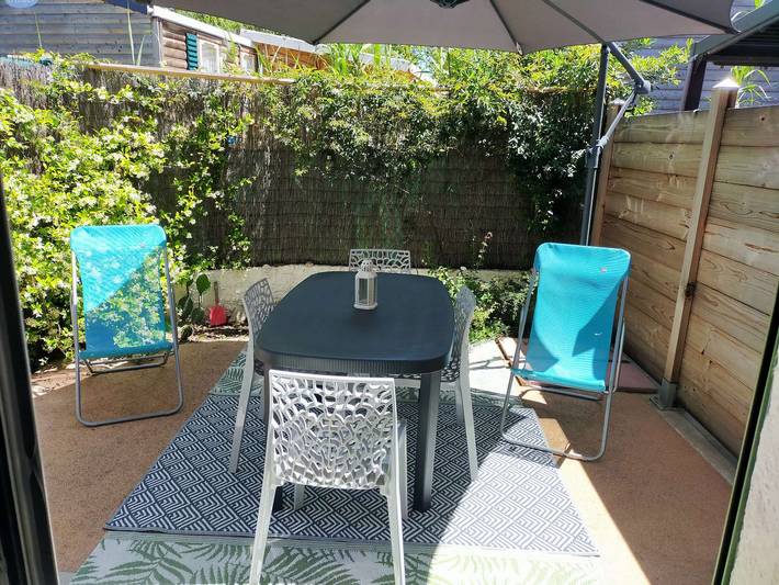 Location de vacances pour 5 personnes, avec terrasse et piscine dans Office De Tourisme De Marseillan - 2