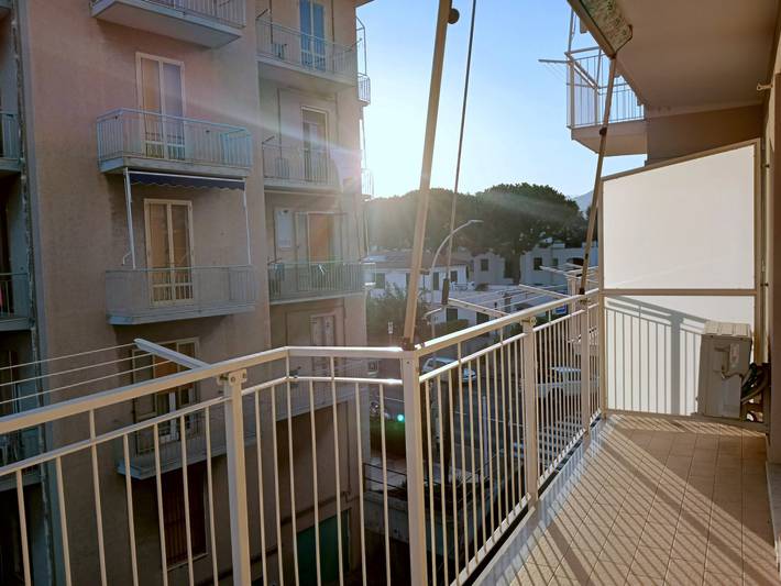 Appartement entier, Appartement « Loano Home » avec balcon et climatisation in Loano, Riviera di Ponente