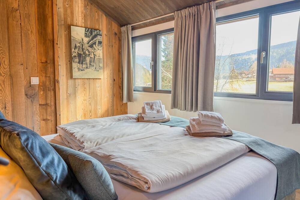 Luxus-Chalet mit Sauna und Terrasse am See in Afritz am See, Villach-Land