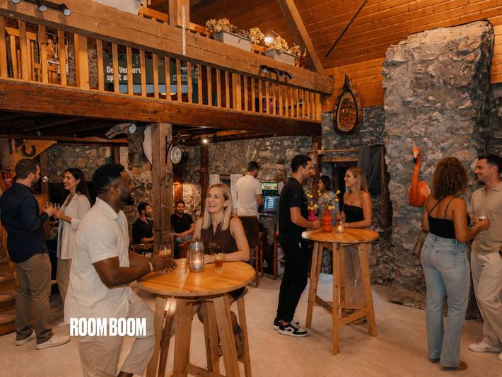 Ferienhaus für 20 Personen, mit Whirlpool und Sauna sowie Garten, mit Haustier in Blankenheim