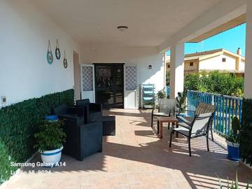 Chambre d’hôte pour 2 personnes, avec terrasse ainsi que vue et jardin, animaux acceptés à Trabia