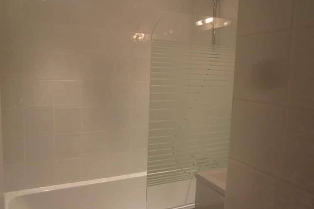 Apartamento entero, 1.o piso, vista estación, terraza, tv, 36m², La Plagne in Plagne Villages, La Plagne-Tarentaise