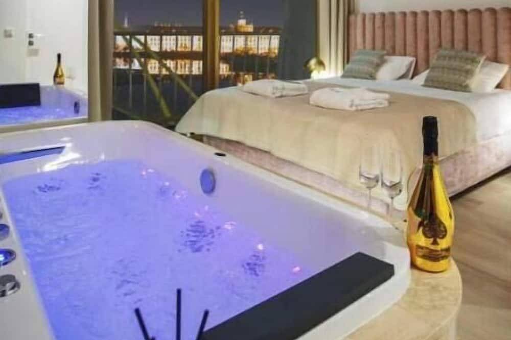 Ganze Wohnung, Suite with Jacuzzi in Breslau, Niederschlesien