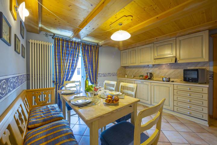 Agriturismo per 4 persone, con sauna e balcone a Livigno